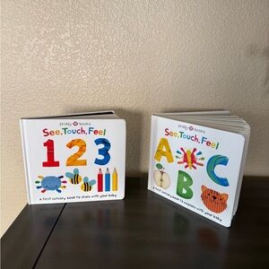 See, Touch, Feel 123 Board Book - White